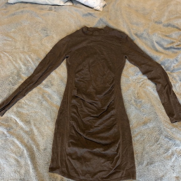 Express Dresses & Skirts - Express bodyfit dress